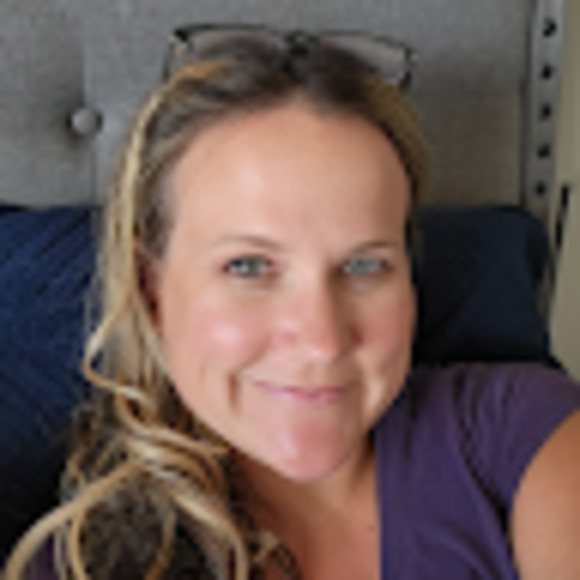 Meet your Posher, Danielle - Picture 1 of 1